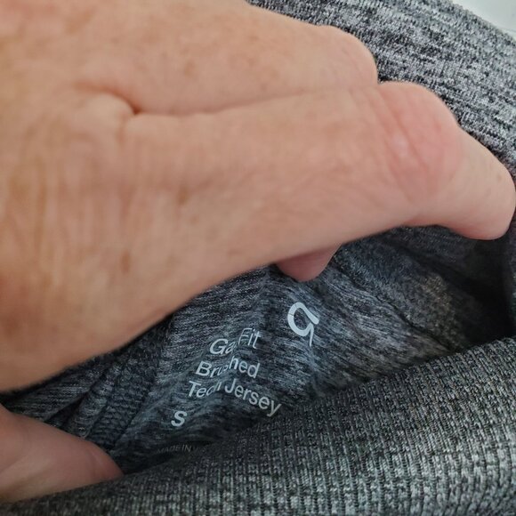 GapFit Brushed Tech Jersey bike shorts in black heather - Picture 4 of 9